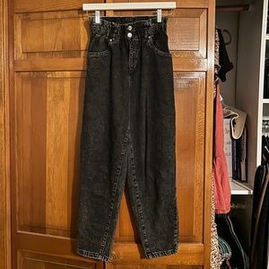 Garage High Waist Mom Jean